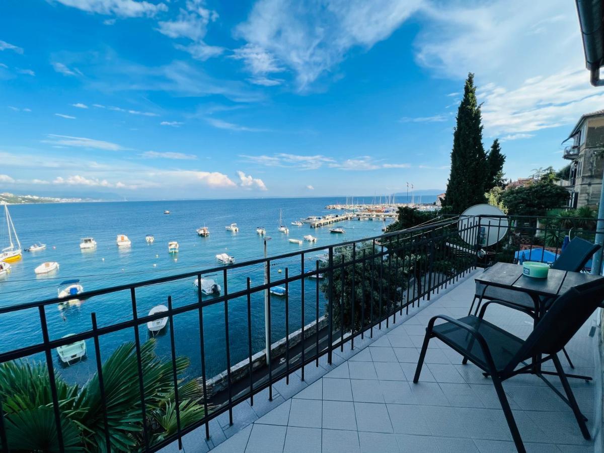 Vila Mila Volosko Opatija Exteriör bild